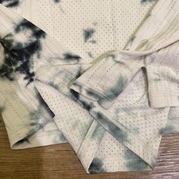 Lululemon tie dye muscle tan cropped small - Picture 5 of 6